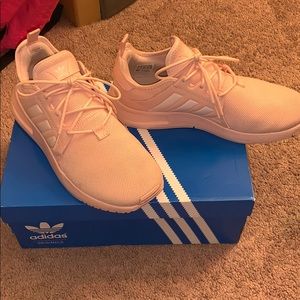 (HURRY) IcePink Adidas Orginals 💕